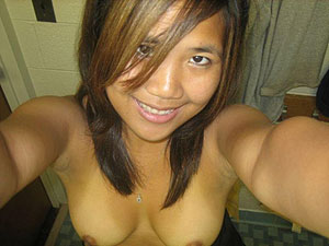 Swingerin Okiana, asiatisches Single Girl sucht aufgeschlossenen Mann